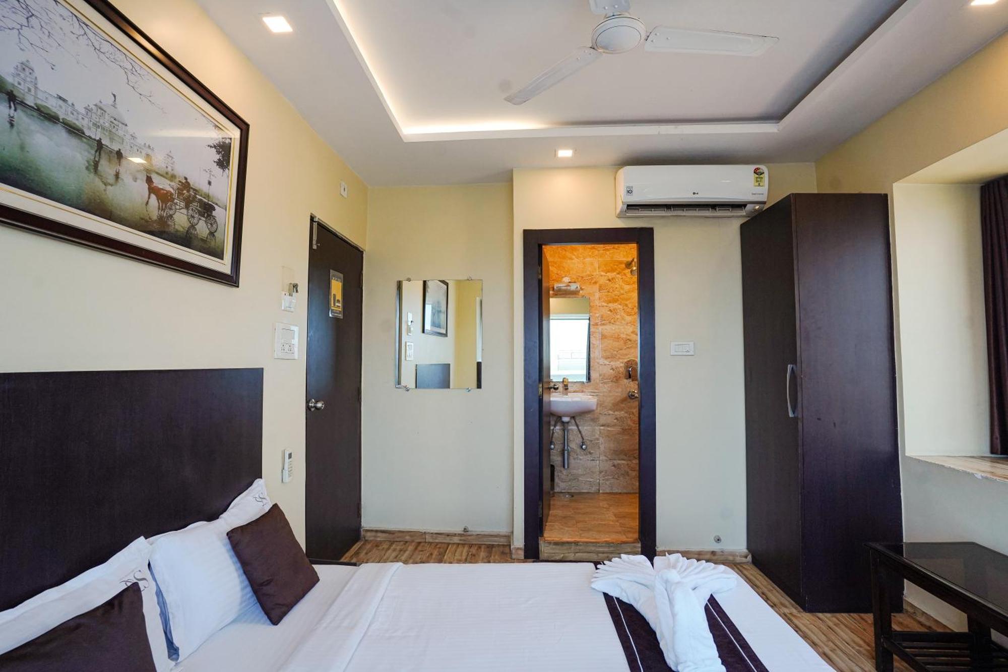 Hotel Sheldon International Near Science City Kolkata Ngoại thất bức ảnh