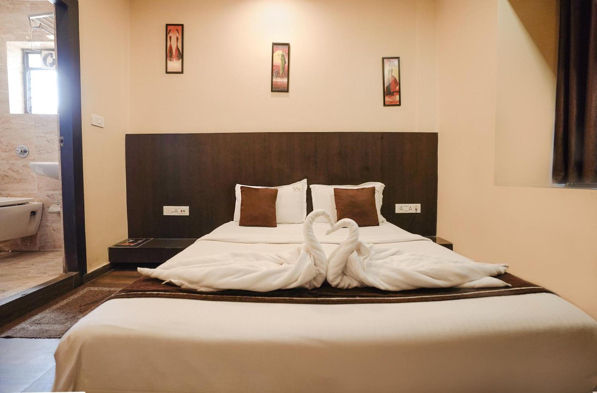 Hotel Sheldon International Near Science City Kolkata Ngoại thất bức ảnh
